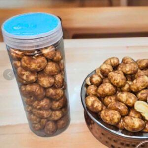 Box of Chocolate with Caramel Cashew 300g